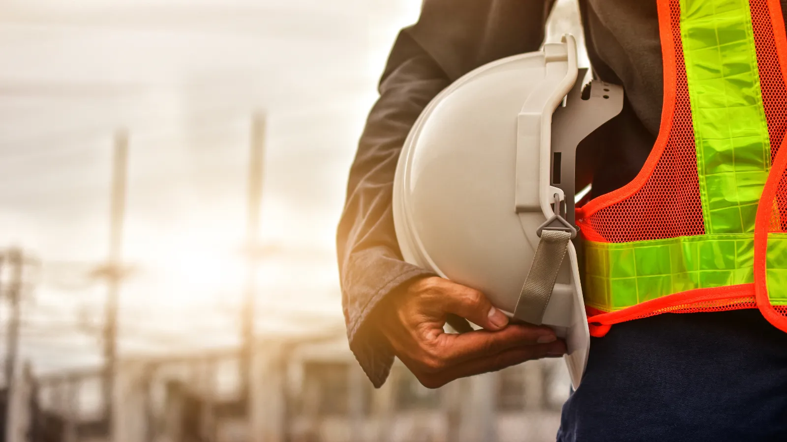 Elewit and Red Eléctrica are committed to developing SERPAT, an advanced solution to improve worker safety in substations Elewit and Red Eléctrica are committed to developing SERPAT, an advanced solution to improve worker safety in substations